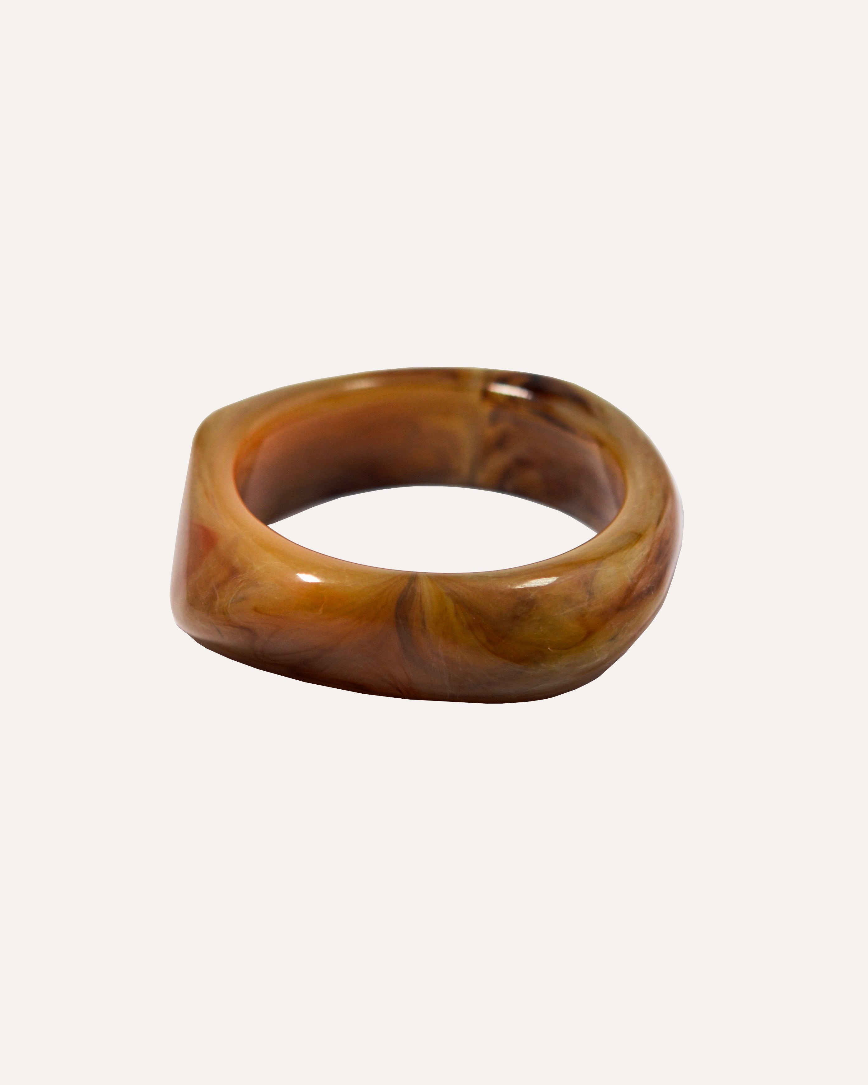 BANGLE CARAMEL ASYMÉTRIQUE