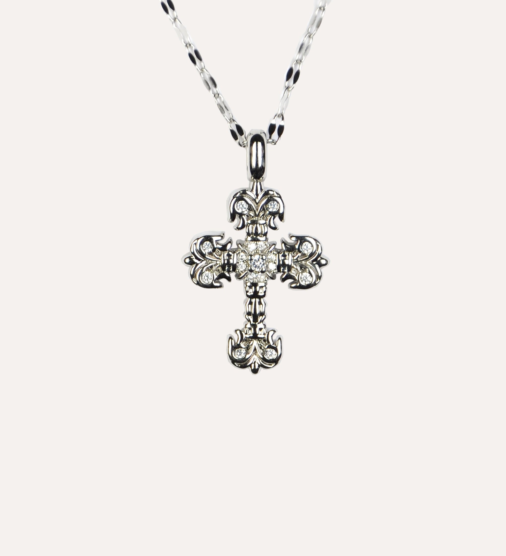 GOTHIC CROSS NECKLACE