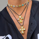 COLLIER CROIX PRÉCIEUSE